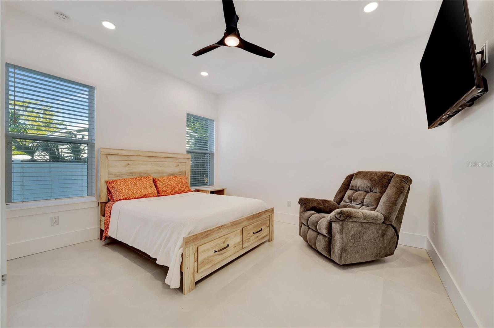 3723 NORWOOD CT, SARASOTA, FL, 34234