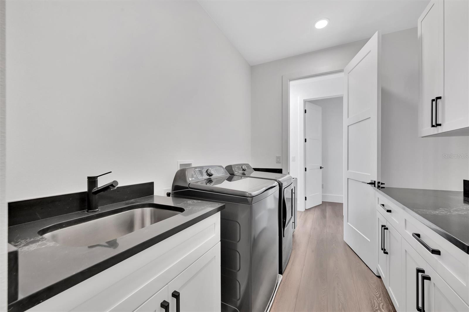 3723 NORWOOD CT, SARASOTA, FL, 34234