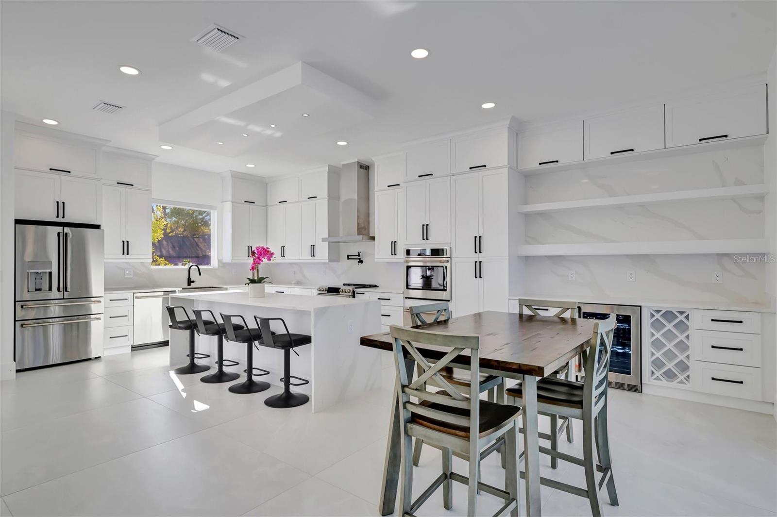 3723 NORWOOD CT, SARASOTA, FL, 34234