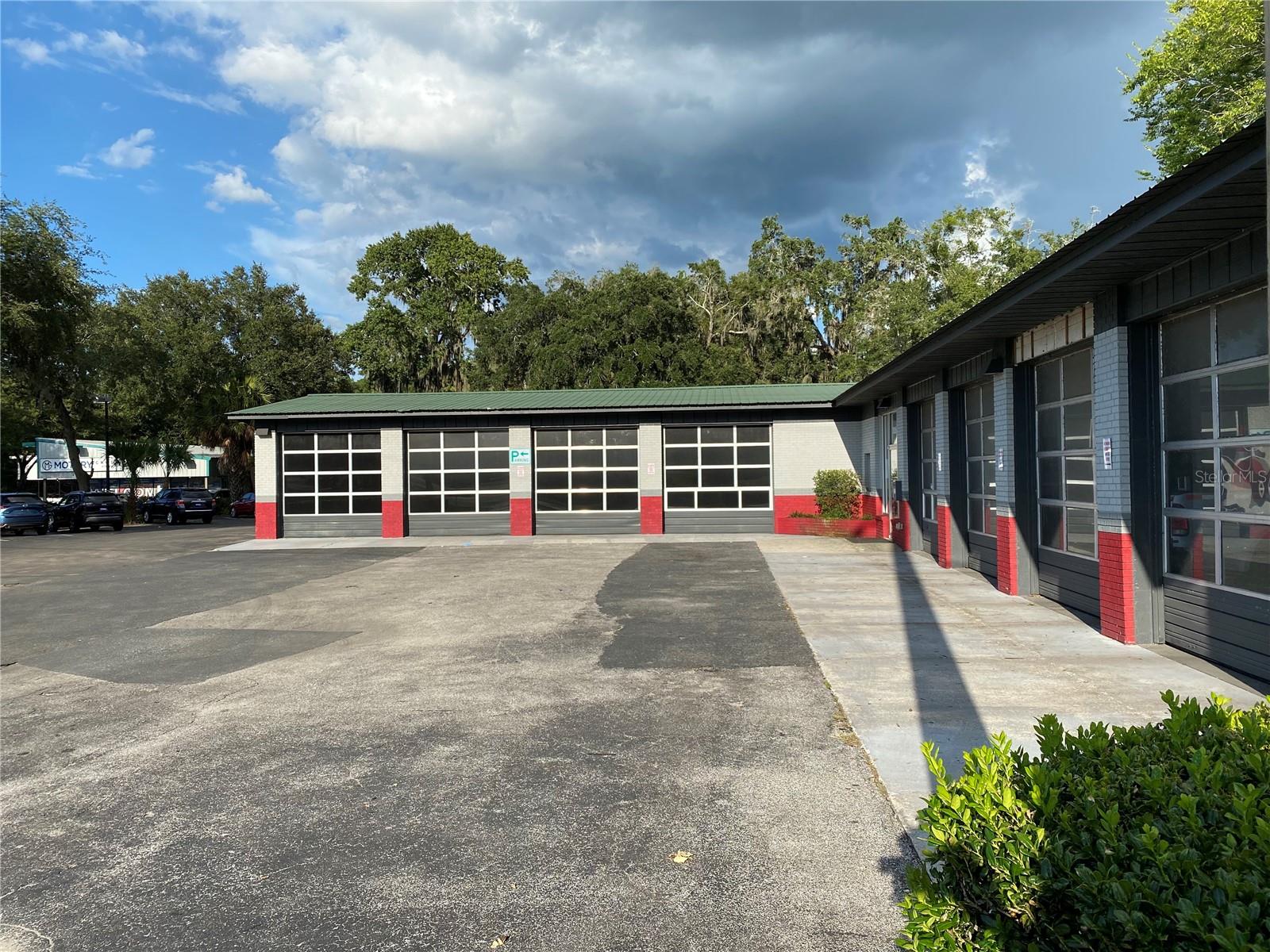 2525 N MAIN ST, GAINESVILLE, FL, 32609