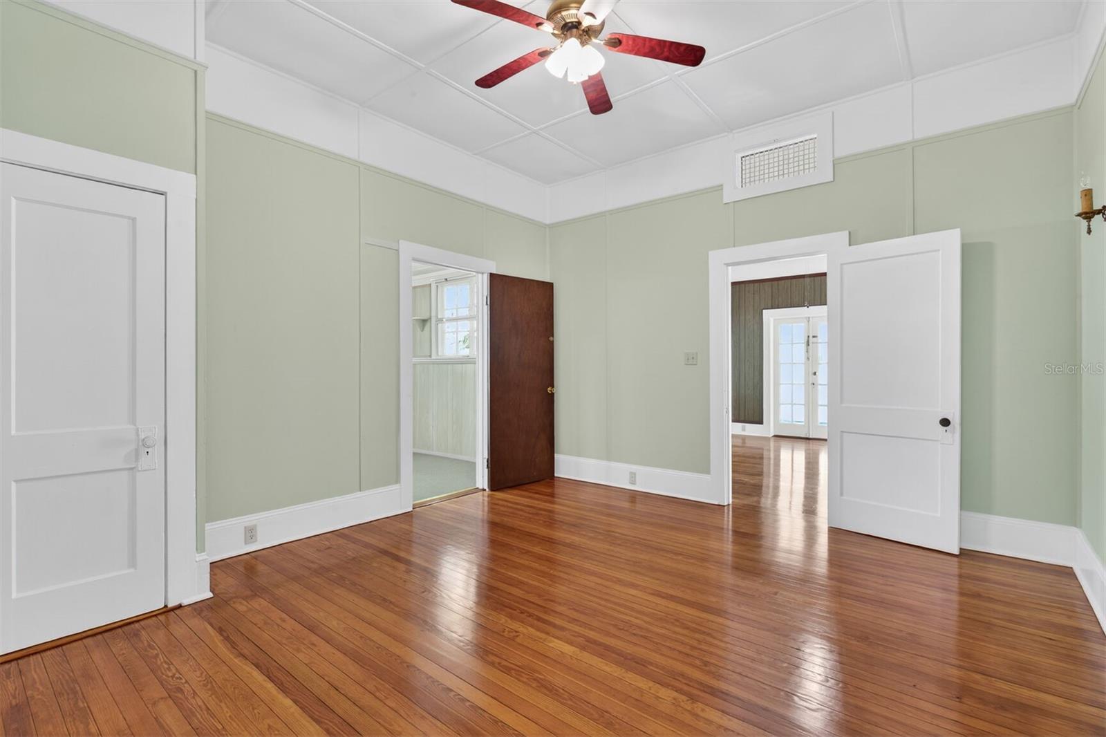 630 NE 6TH AVE, GAINESVILLE, FL, 32601