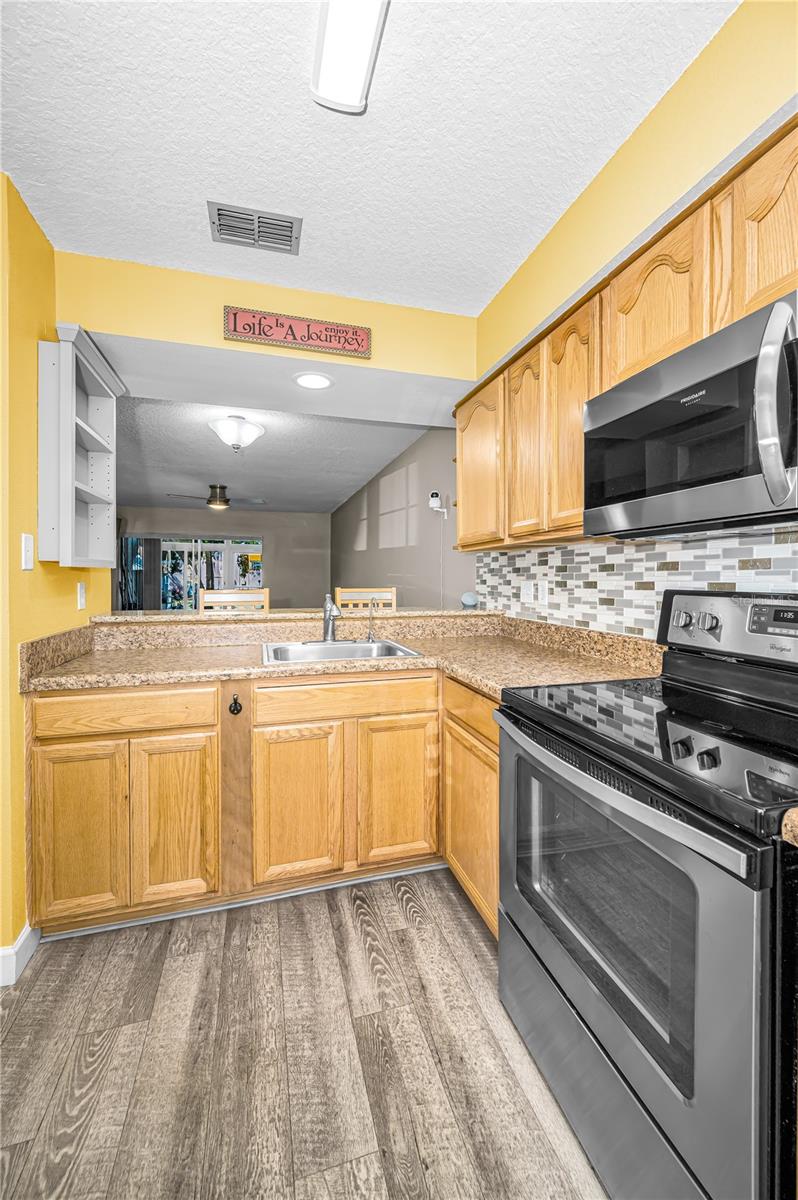 6627 SPRING FLOWER DR #14, NEW PORT RICHEY, FL, 34653