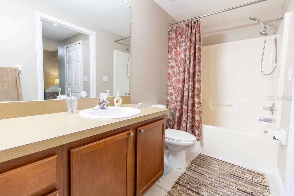 6445 CYPRESSDALE DR #102, RIVERVIEW, FL, 33578
