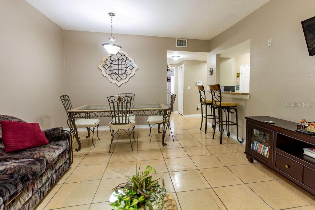 6445 CYPRESSDALE DR #102, RIVERVIEW, FL, 33578