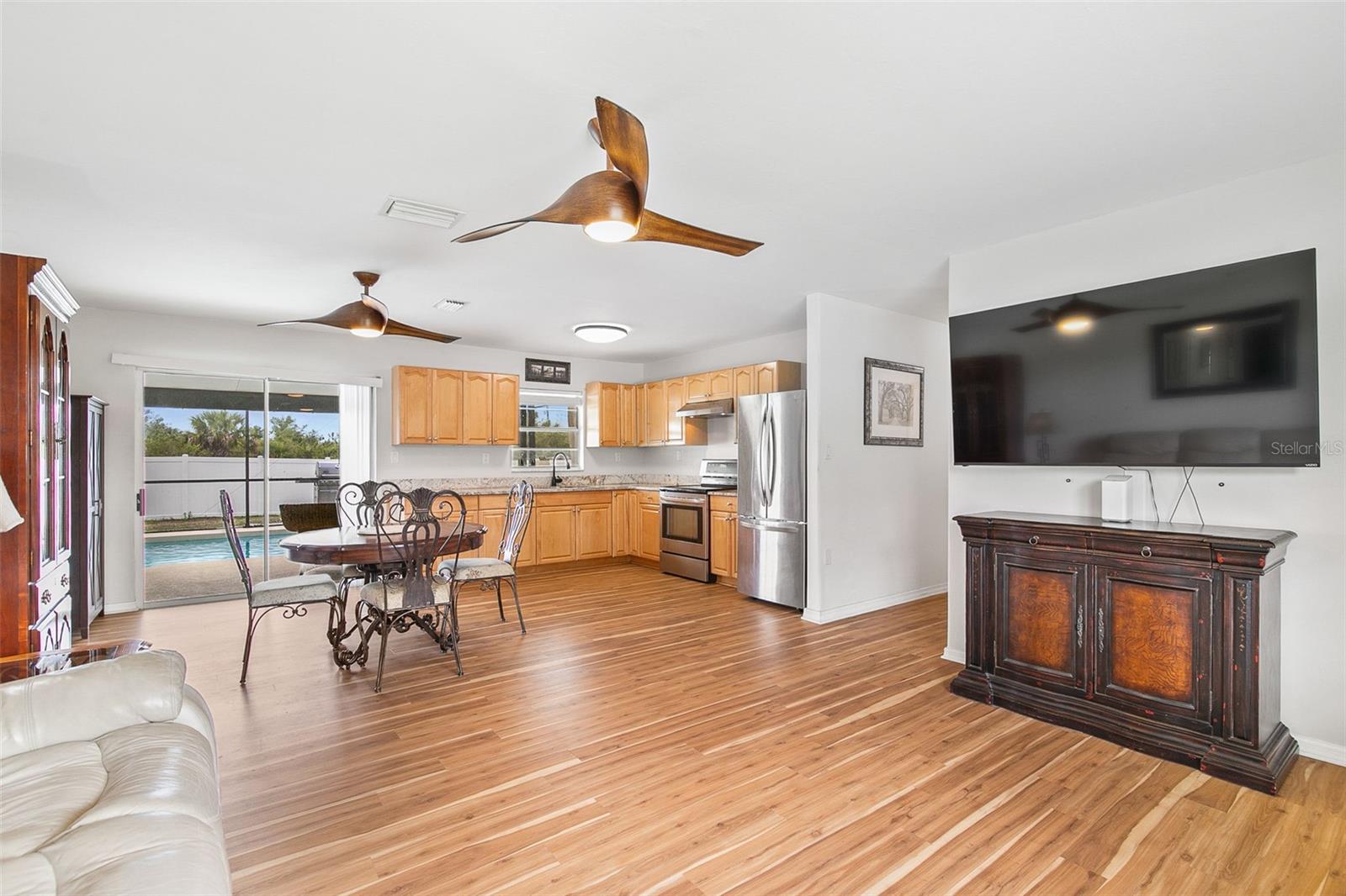 27035 MENTOR LN, PUNTA GORDA, FL, 33983