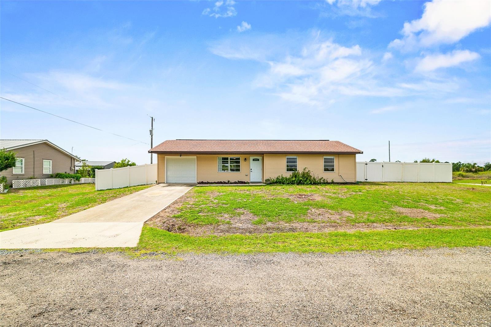 27035 MENTOR LN, PUNTA GORDA, FL, 33983