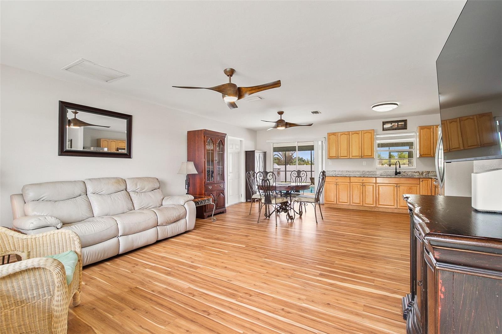 27035 MENTOR LN, PUNTA GORDA, FL, 33983