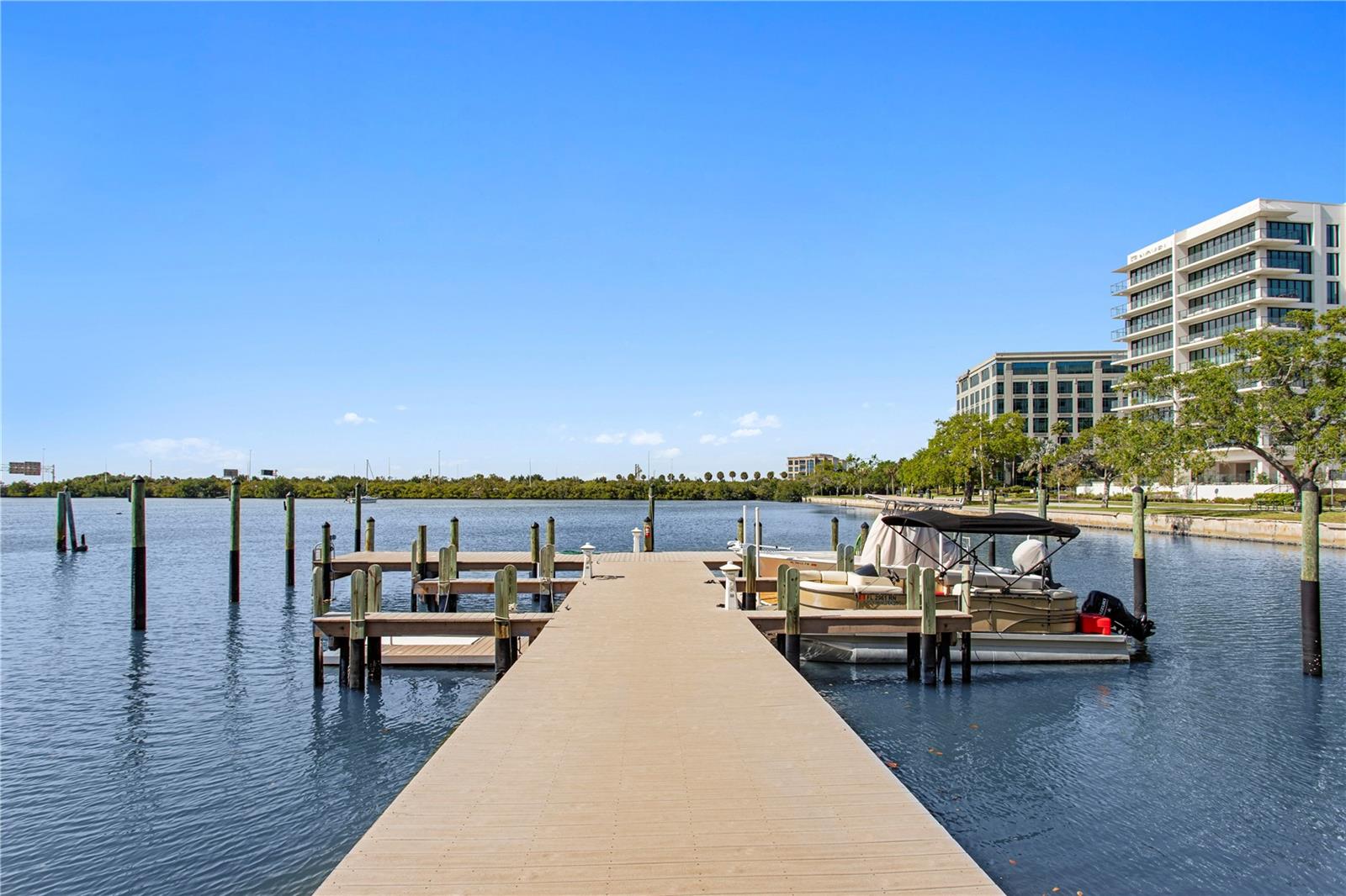 5701 MARINER ST #504A, TAMPA, FL, 33609