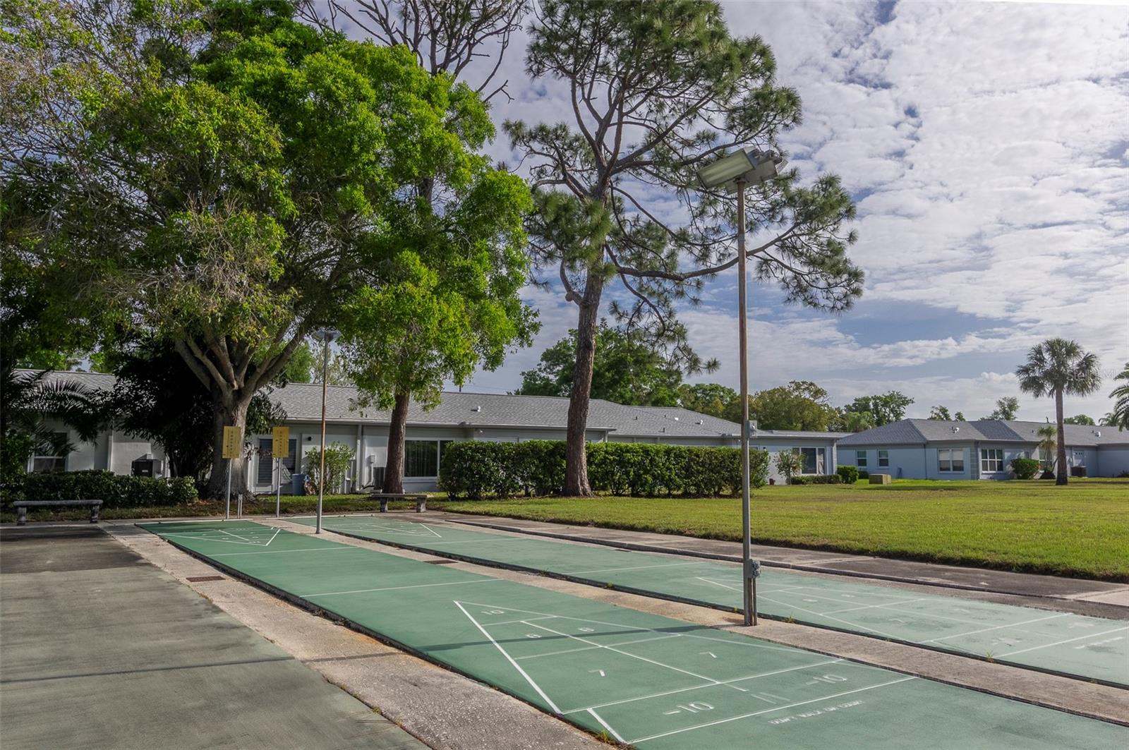 8303 ANNWOOD RD, SEMINOLE, FL, 33777