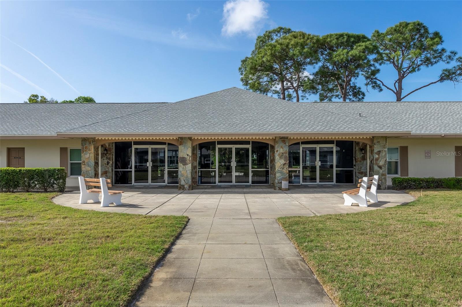 8303 ANNWOOD RD, SEMINOLE, FL, 33777