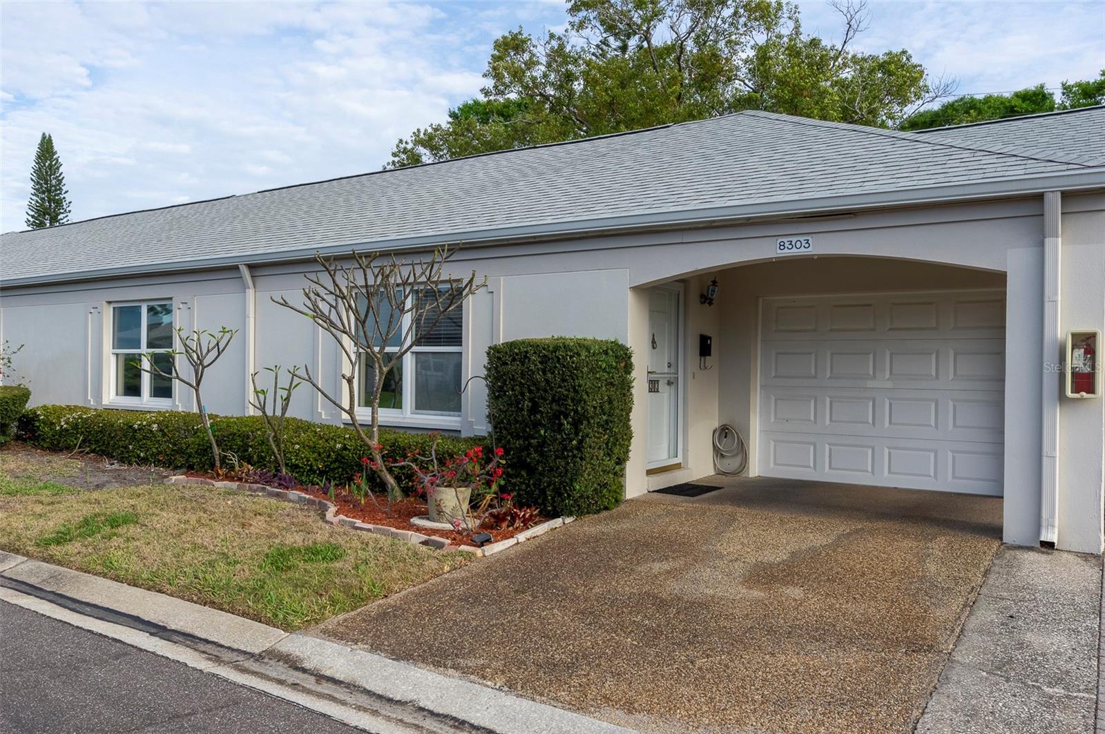 8303 ANNWOOD RD, SEMINOLE, FL, 33777