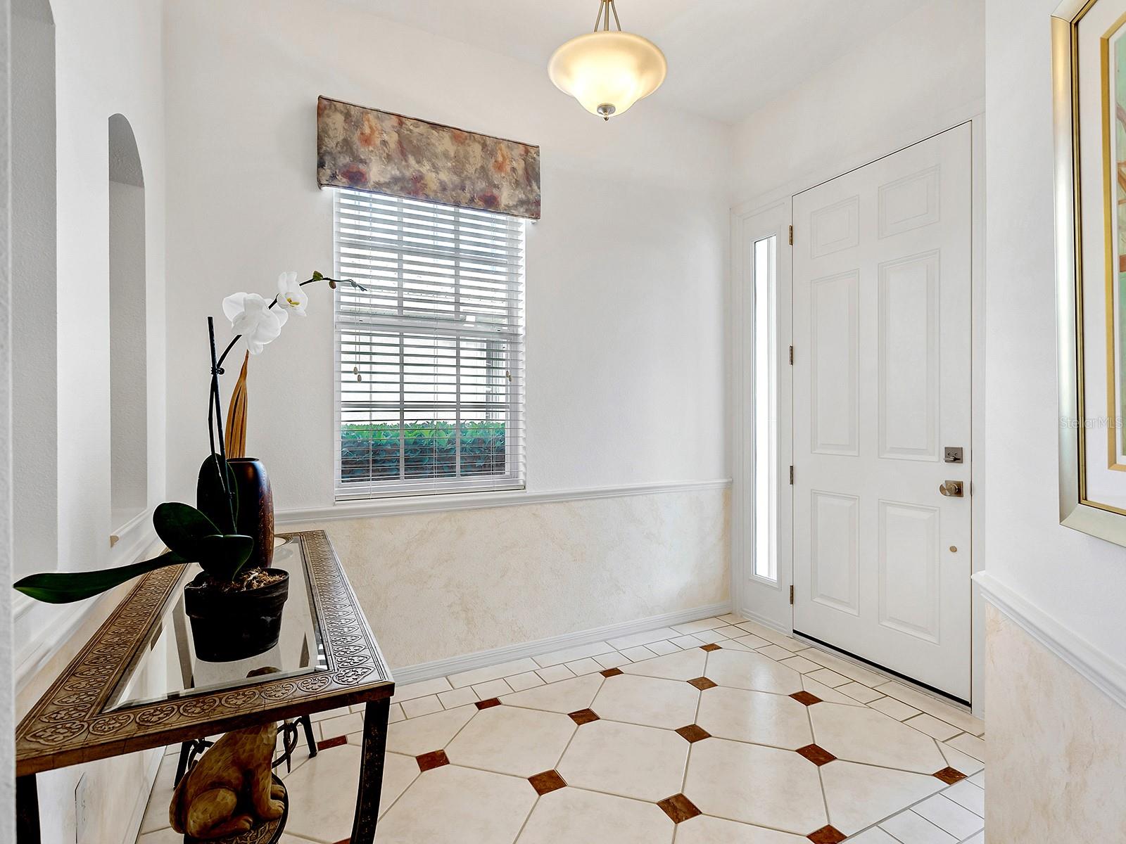 10106 GLENMORE AVE, BRADENTON, FL, 34202