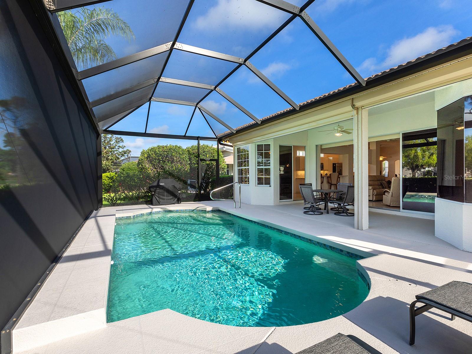 10106 GLENMORE AVE, BRADENTON, FL, 34202