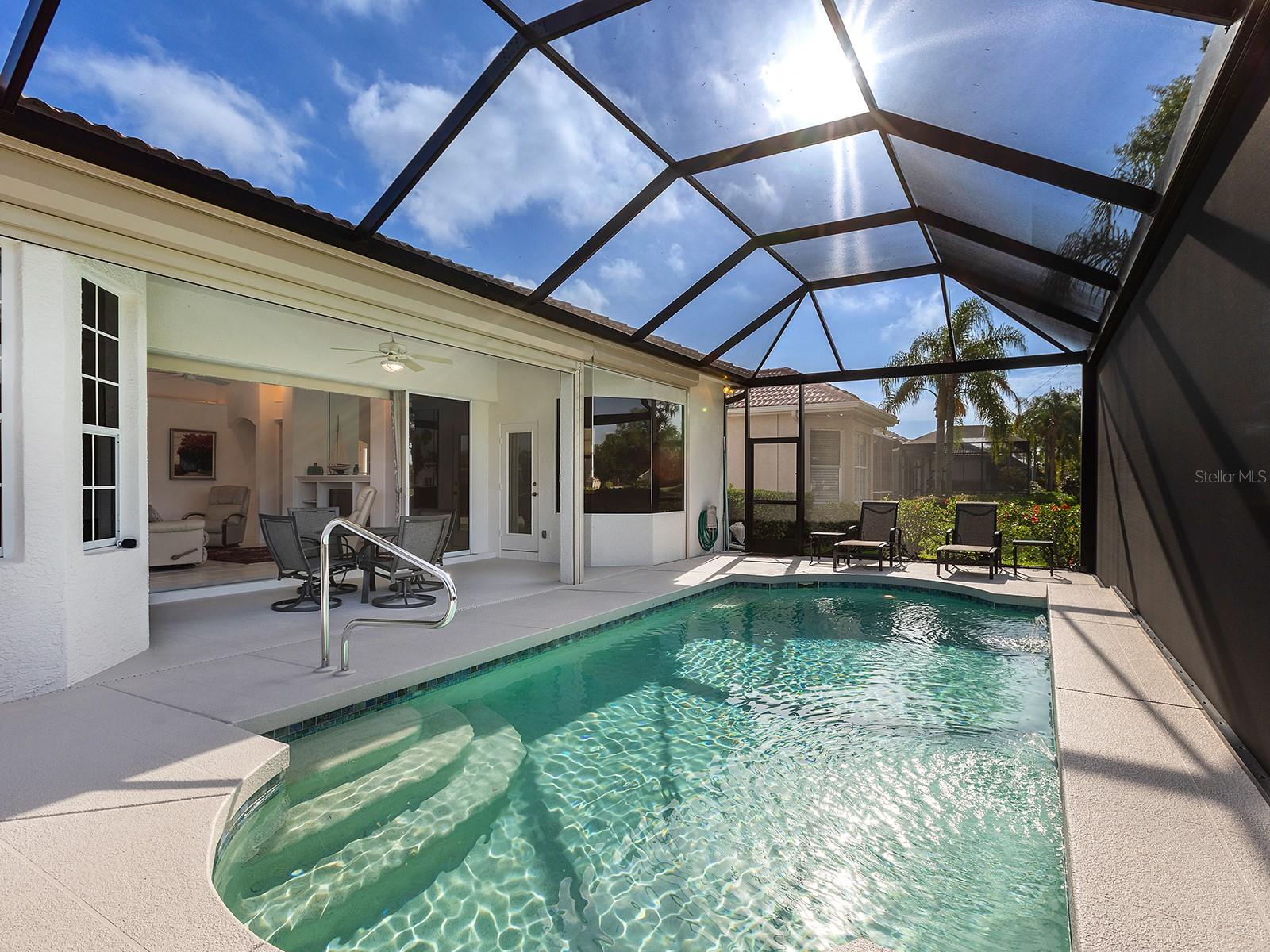 10106 GLENMORE AVE, BRADENTON, FL, 34202