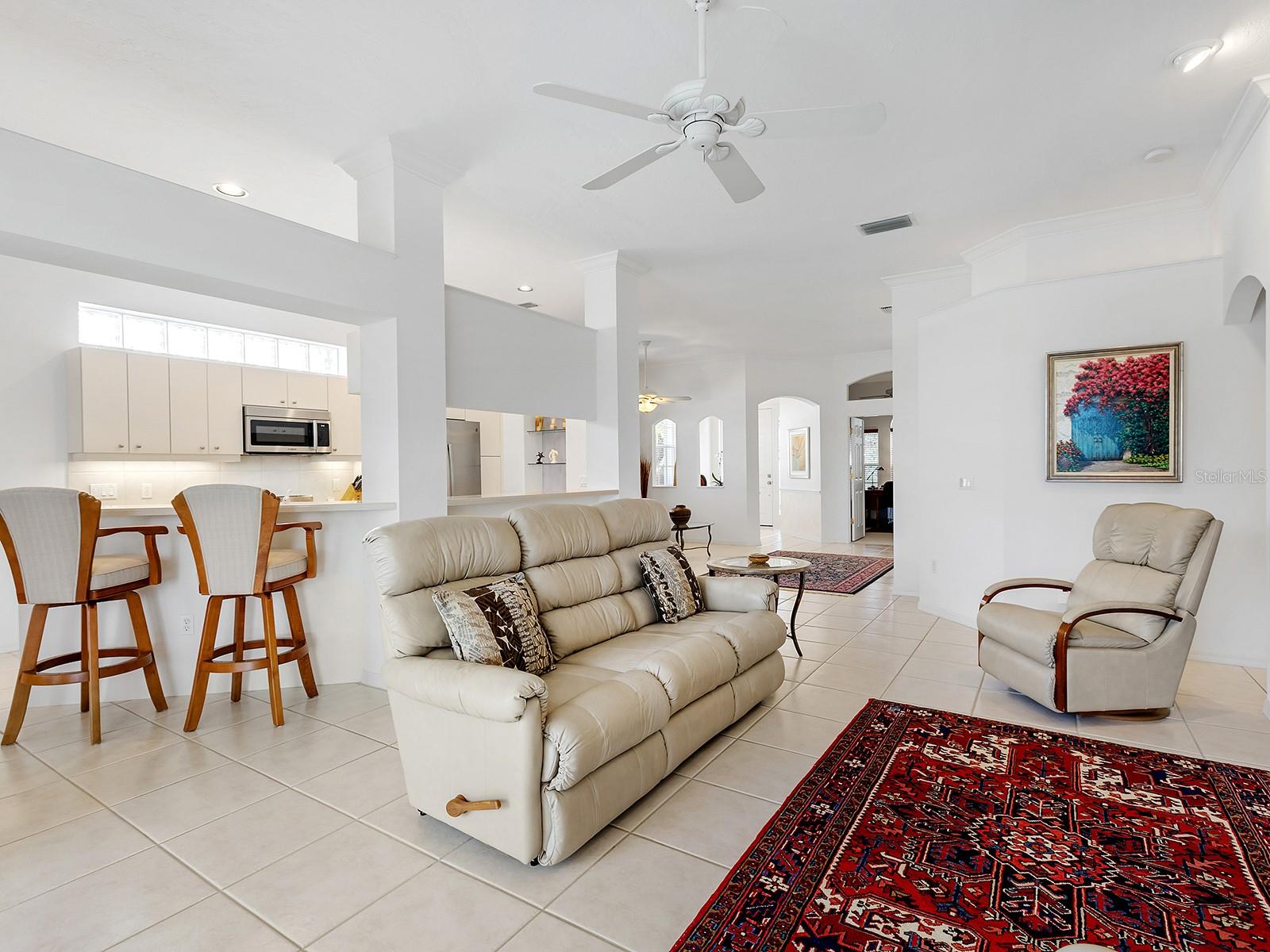 10106 GLENMORE AVE, BRADENTON, FL, 34202
