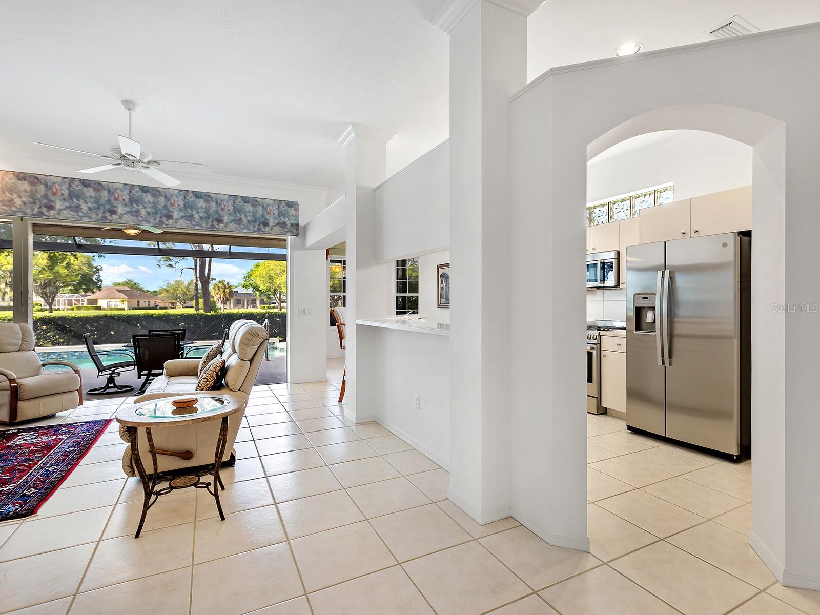 10106 GLENMORE AVE, BRADENTON, FL, 34202
