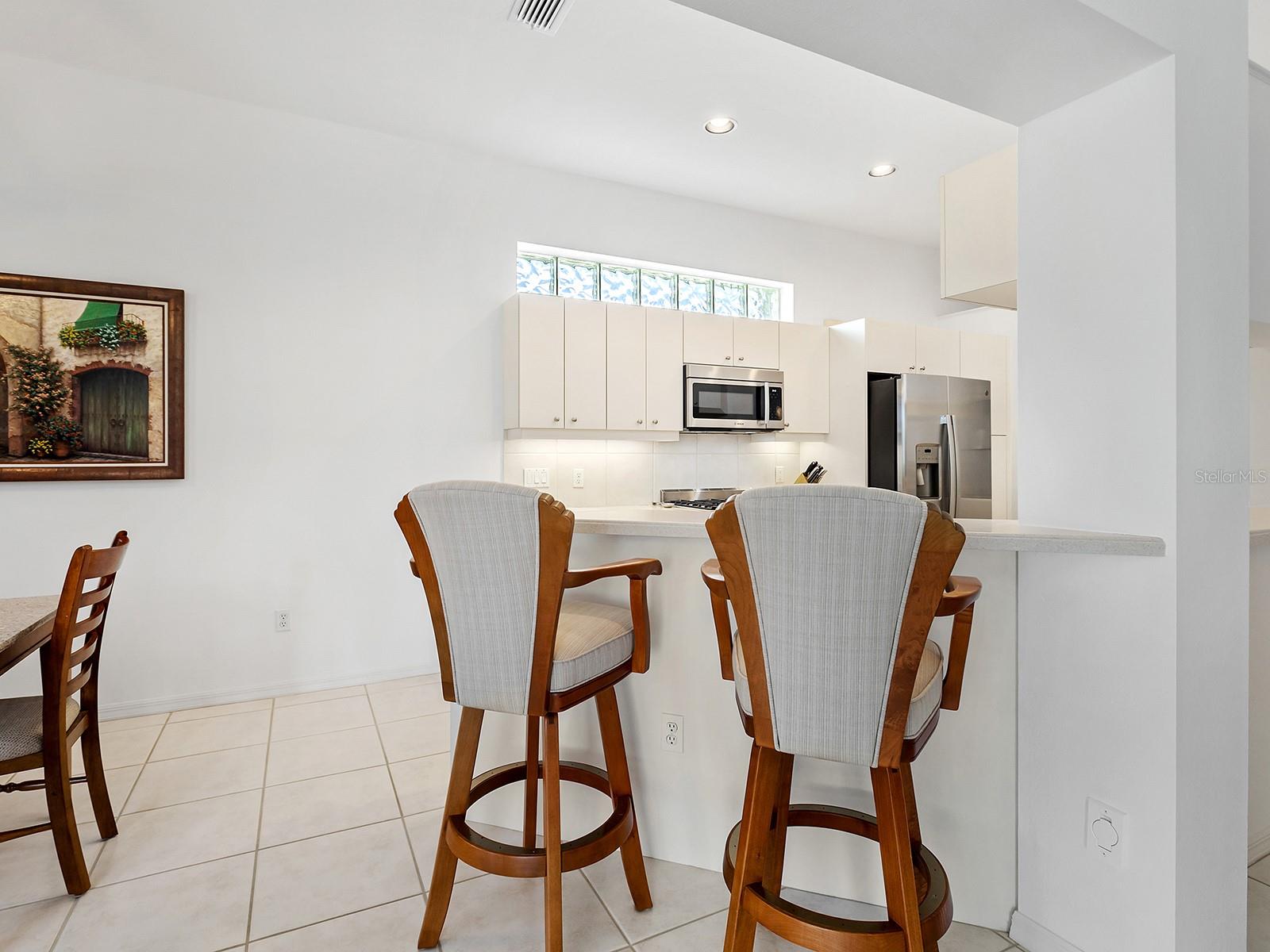 10106 GLENMORE AVE, BRADENTON, FL, 34202