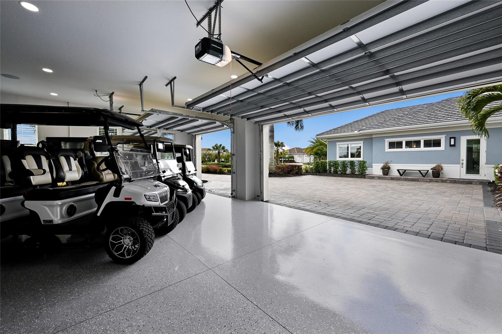 8134 PAVIA WAY, LAKEWOOD RANCH, FL, 34202