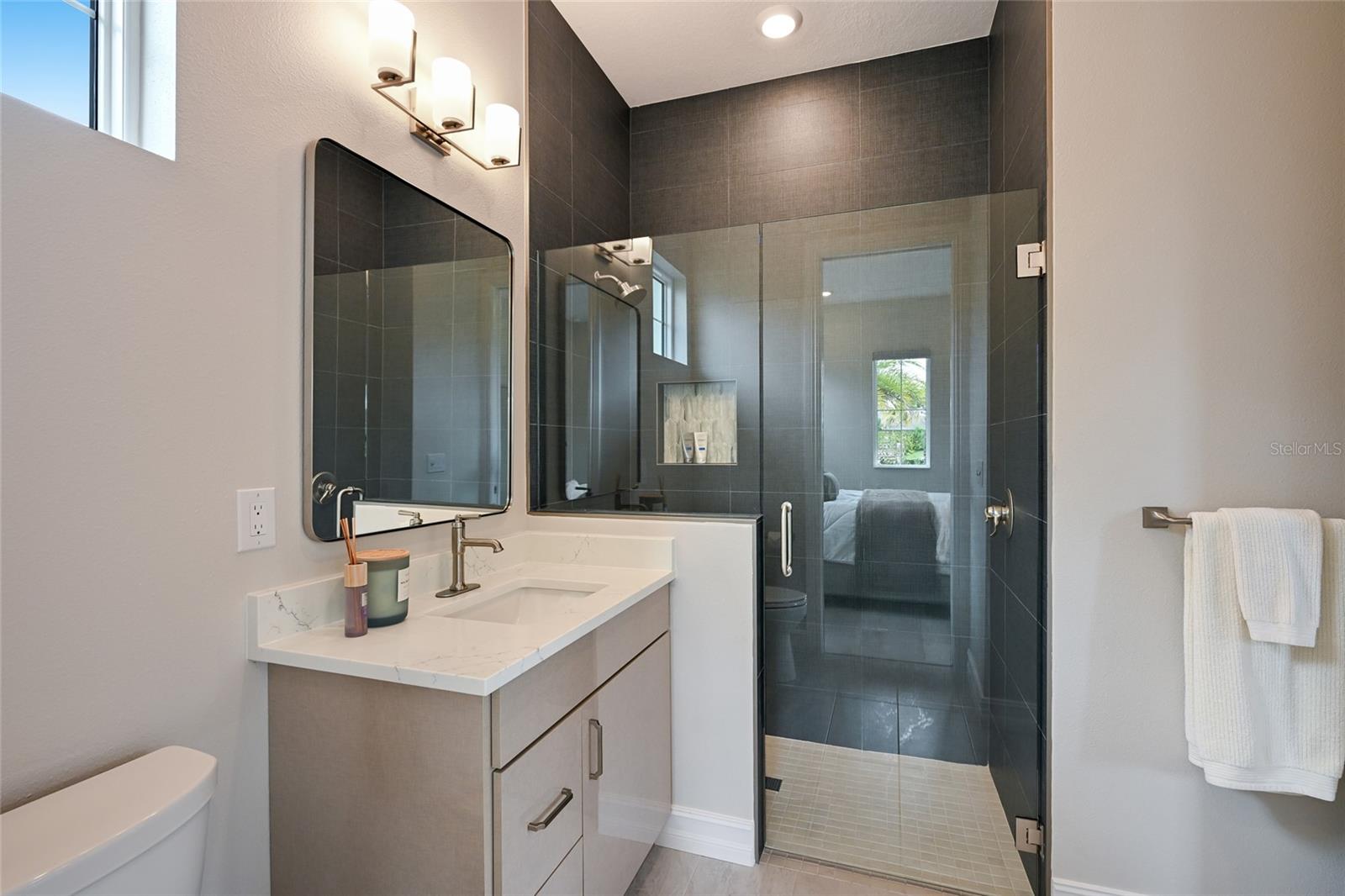 8134 PAVIA WAY, LAKEWOOD RANCH, FL, 34202