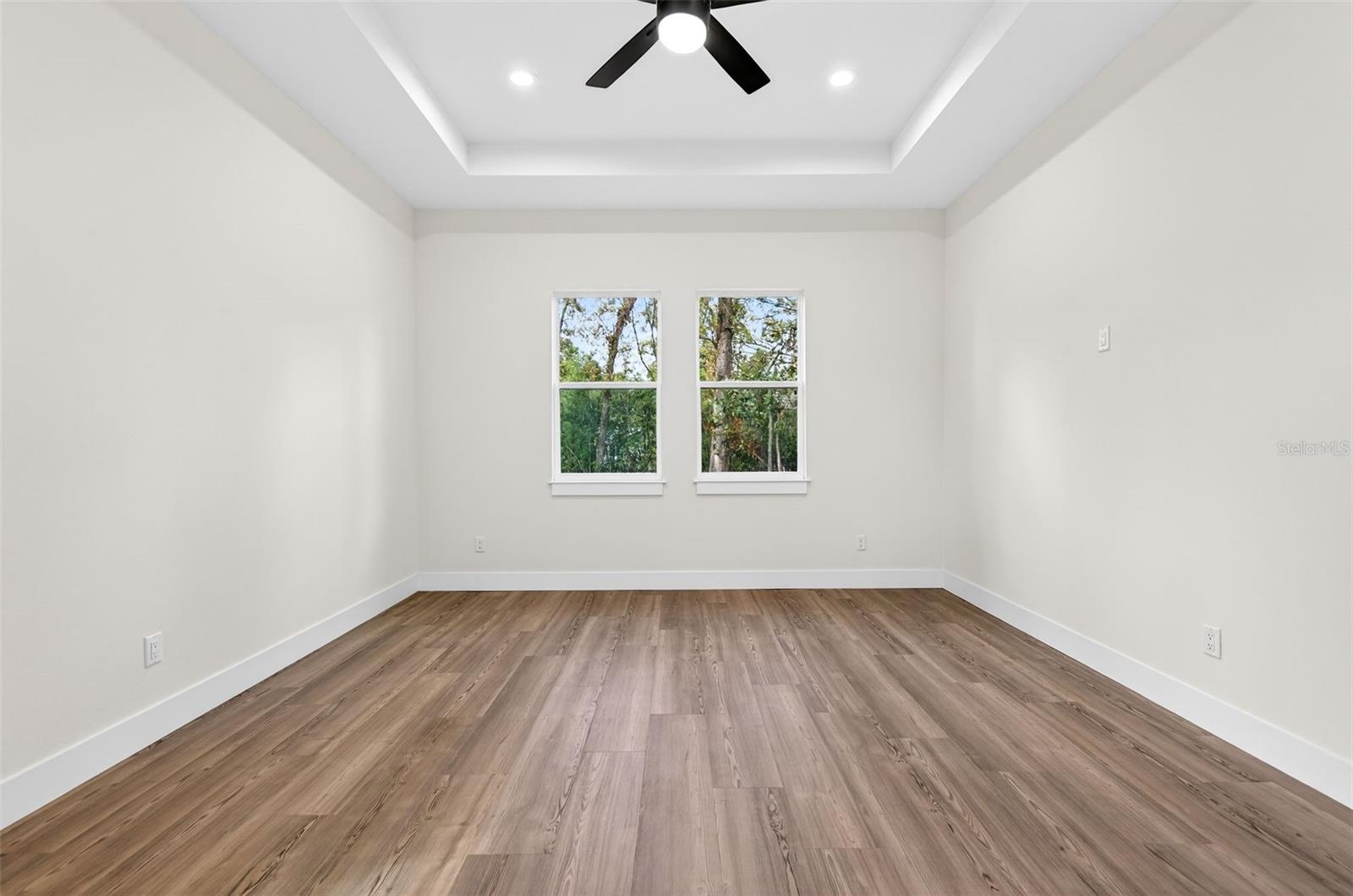 37700 DIXIE AVE, DADE CITY, FL, 33525