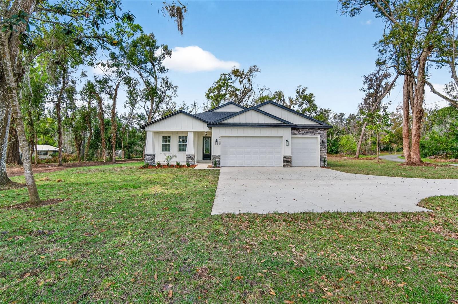 37700 DIXIE AVE, DADE CITY, FL, 33525