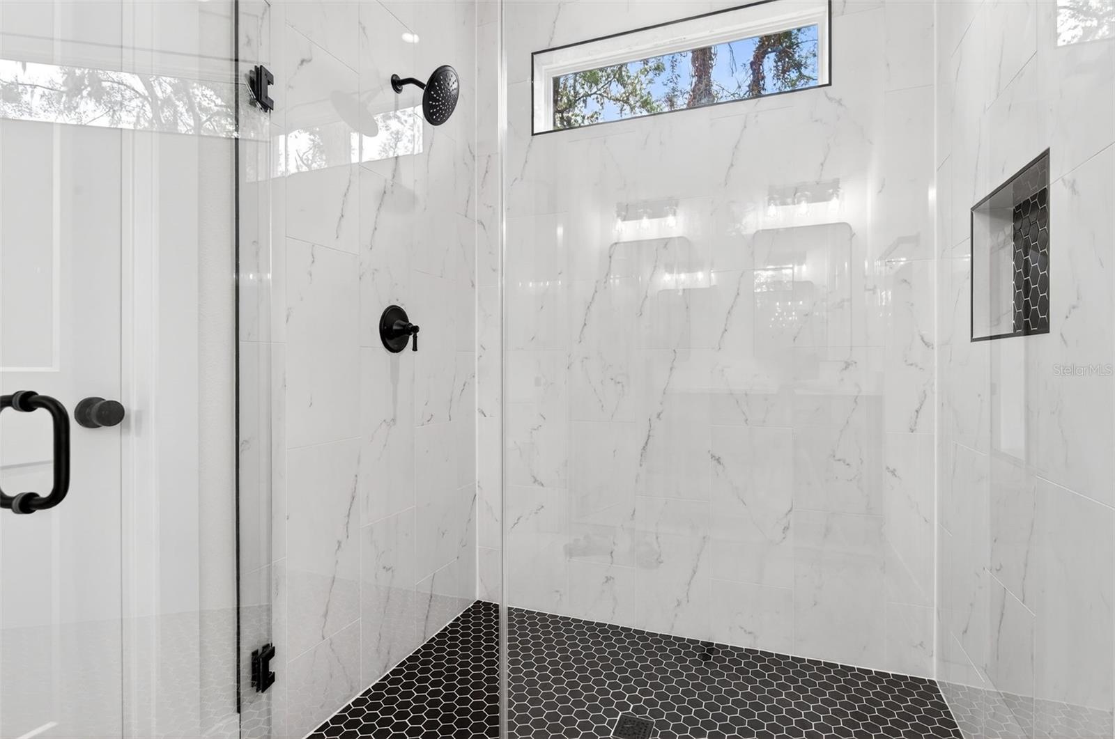 37700 DIXIE AVE, DADE CITY, FL, 33525