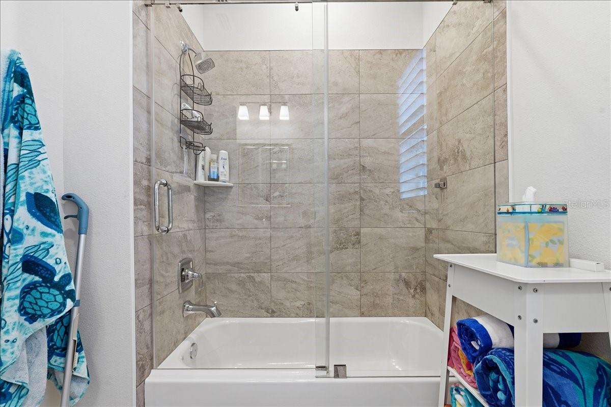 1962 LAKE RIDGE BLVD, CLEARWATER, FL, 33763