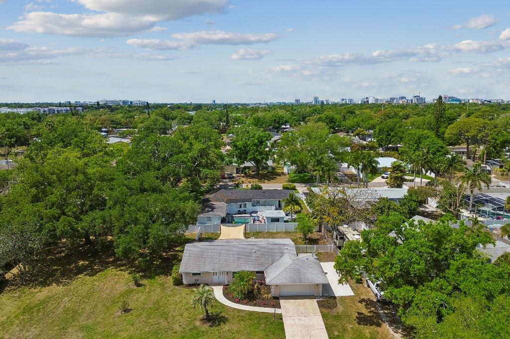 994 S BRINK AVE, SARASOTA, FL, 34237