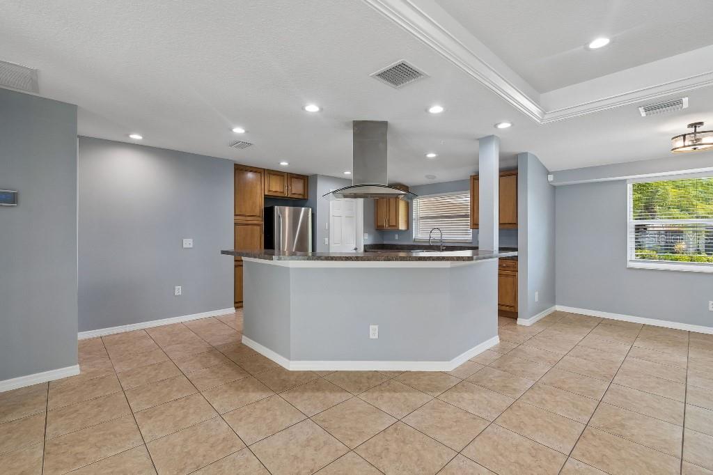994 S BRINK AVE, SARASOTA, FL, 34237