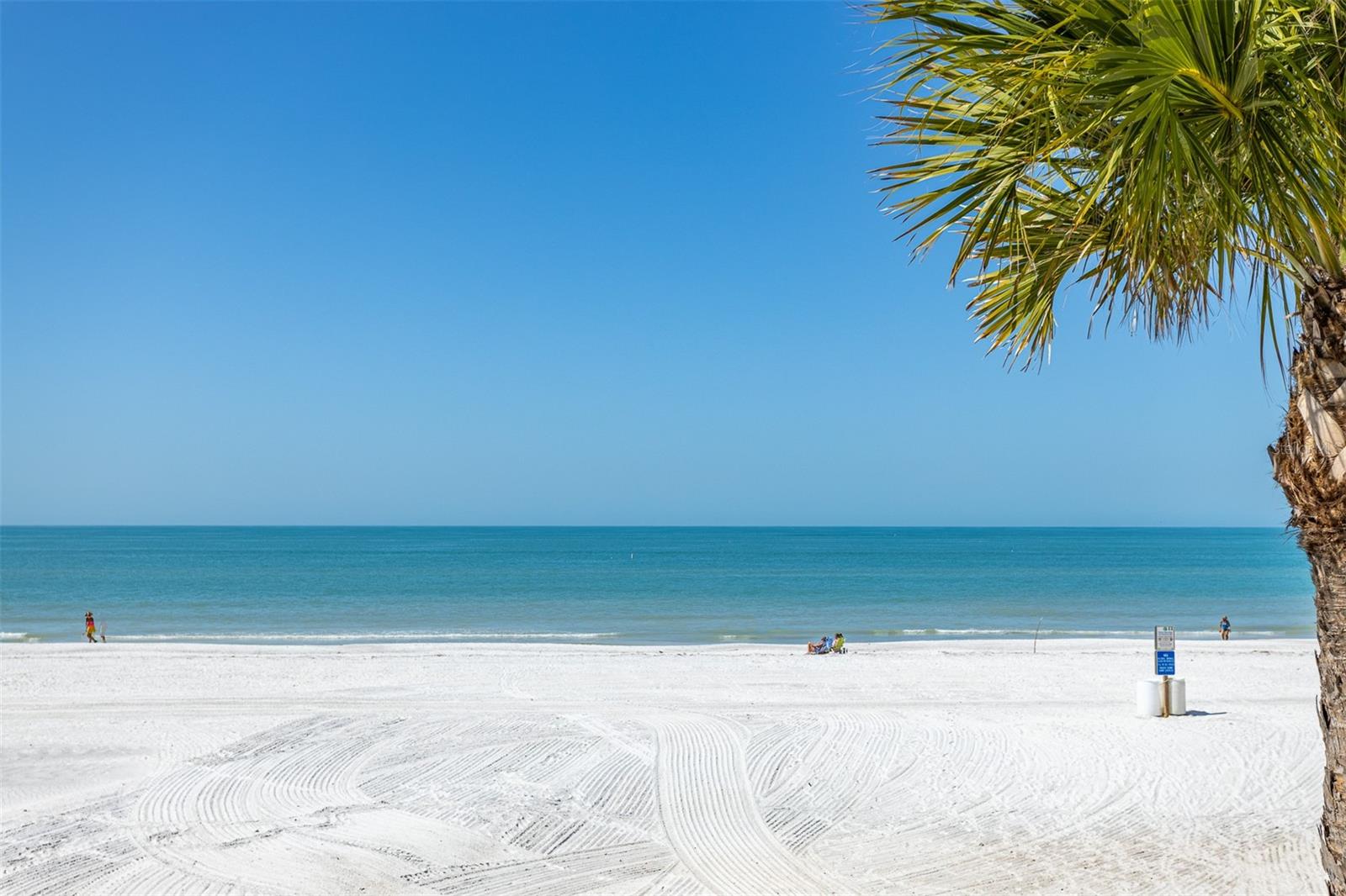 17610 LEE AVE, REDINGTON SHORES, FL, 33708
