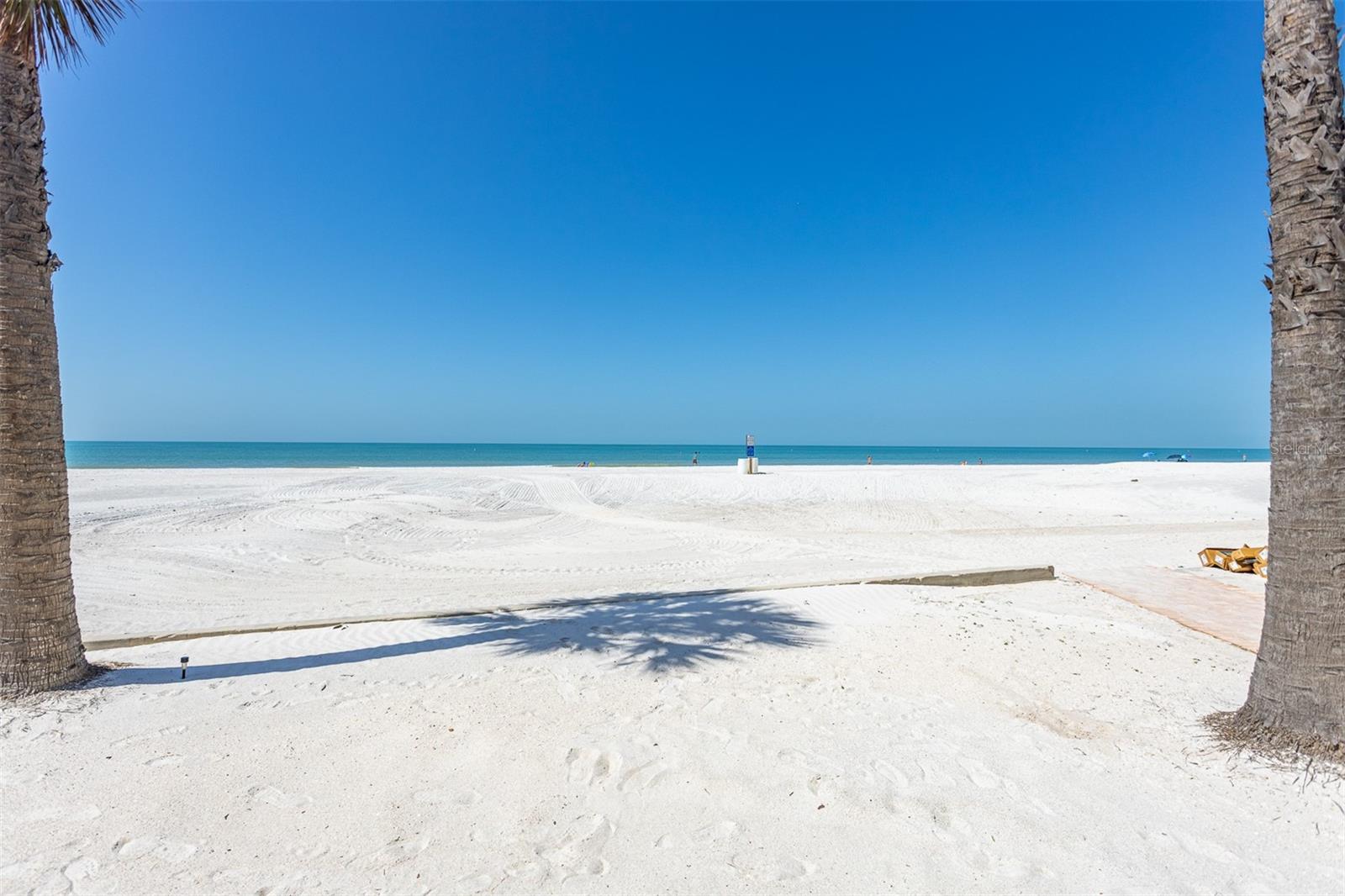 17610 LEE AVE, REDINGTON SHORES, FL, 33708