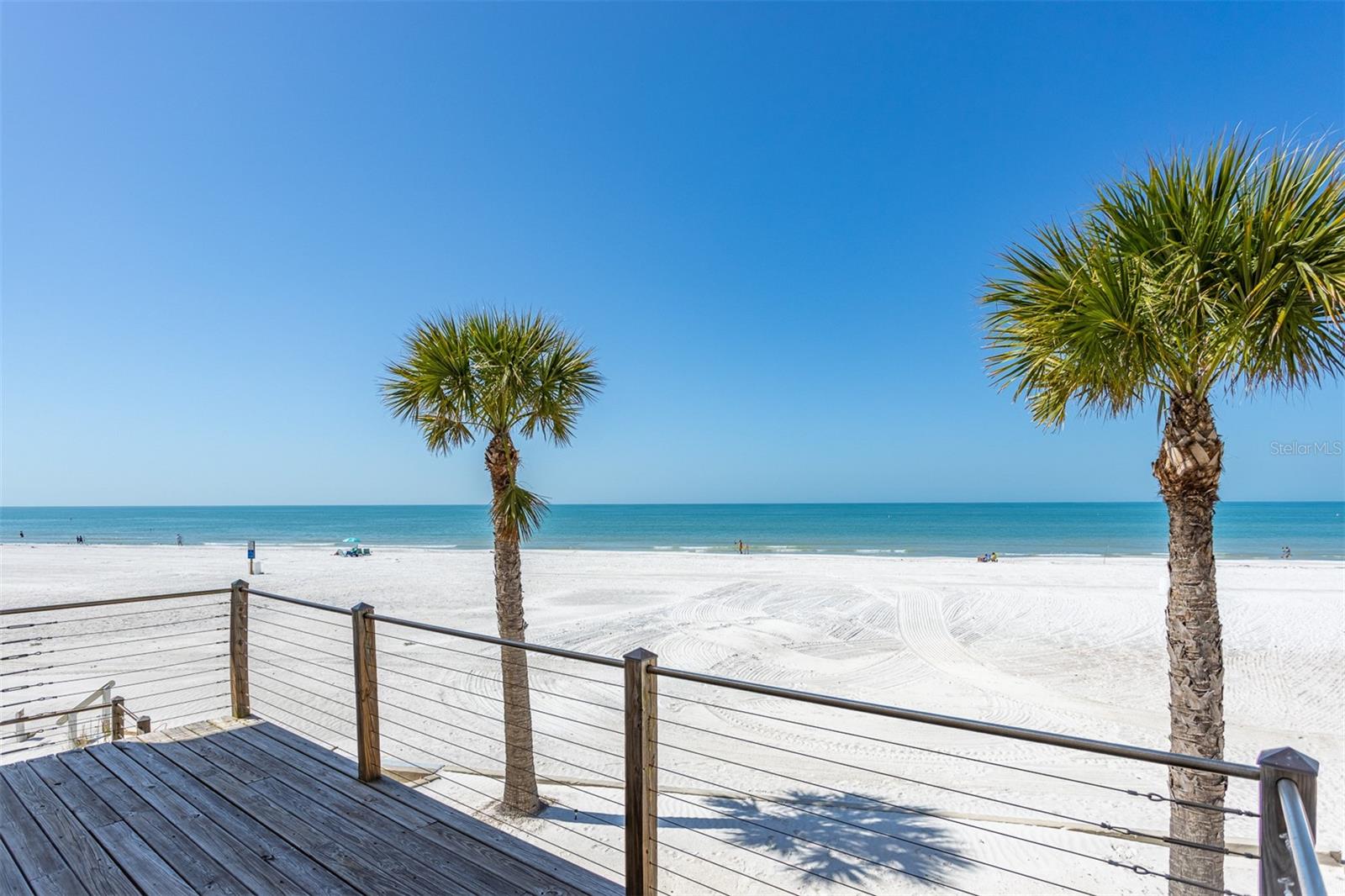 17610 LEE AVE, REDINGTON SHORES, FL, 33708