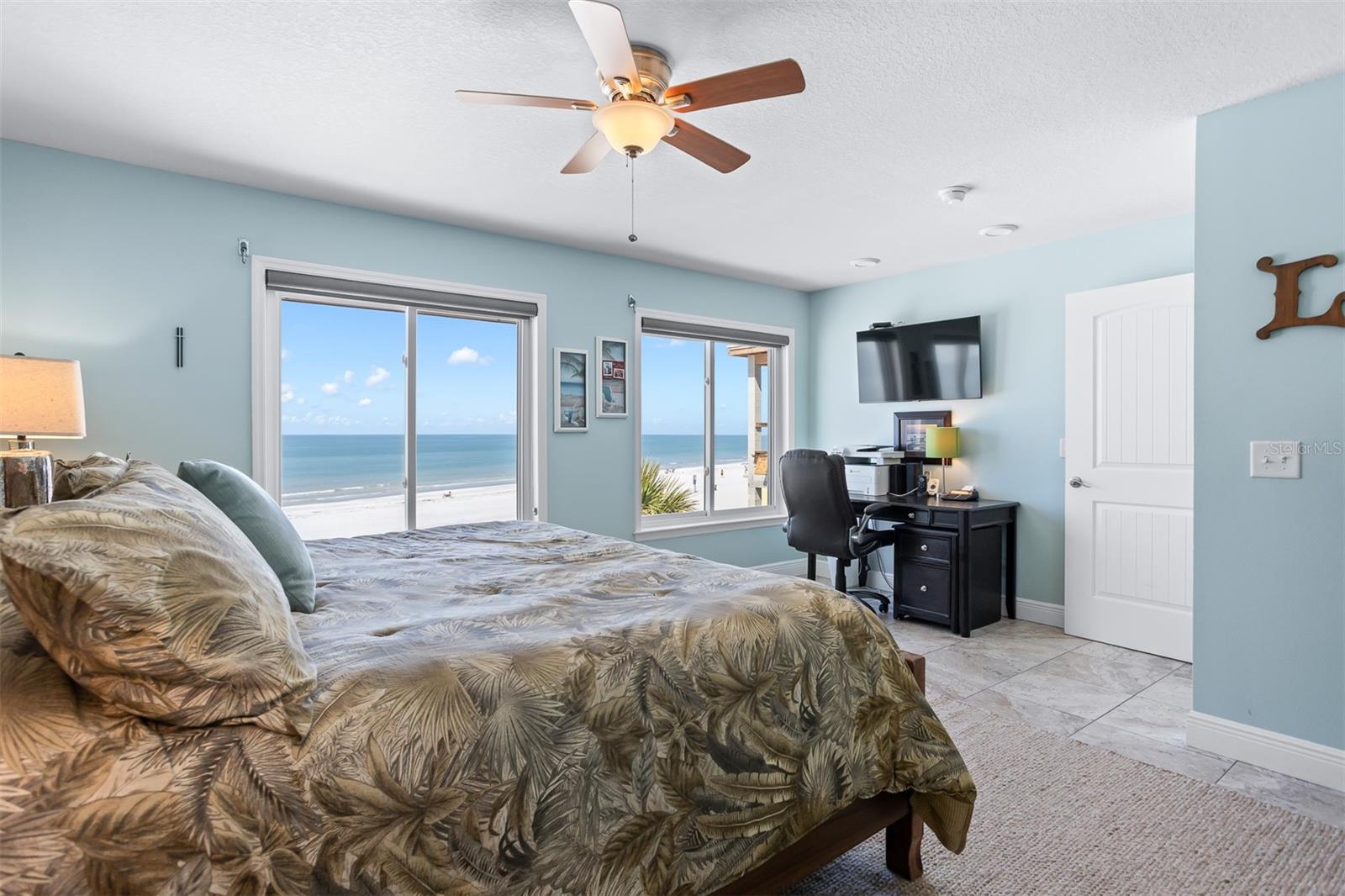 17610 LEE AVE, REDINGTON SHORES, FL, 33708