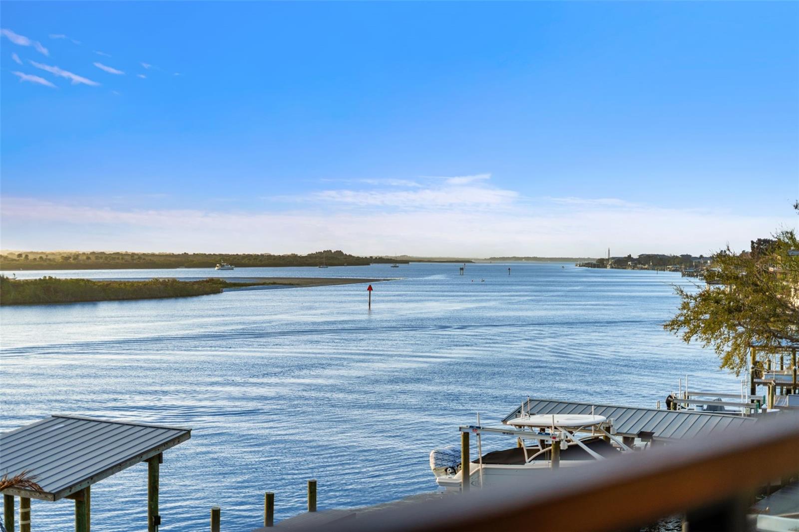 1194 N PENINSULA AVE, NEW SMYRNA BEACH, FL, 32169