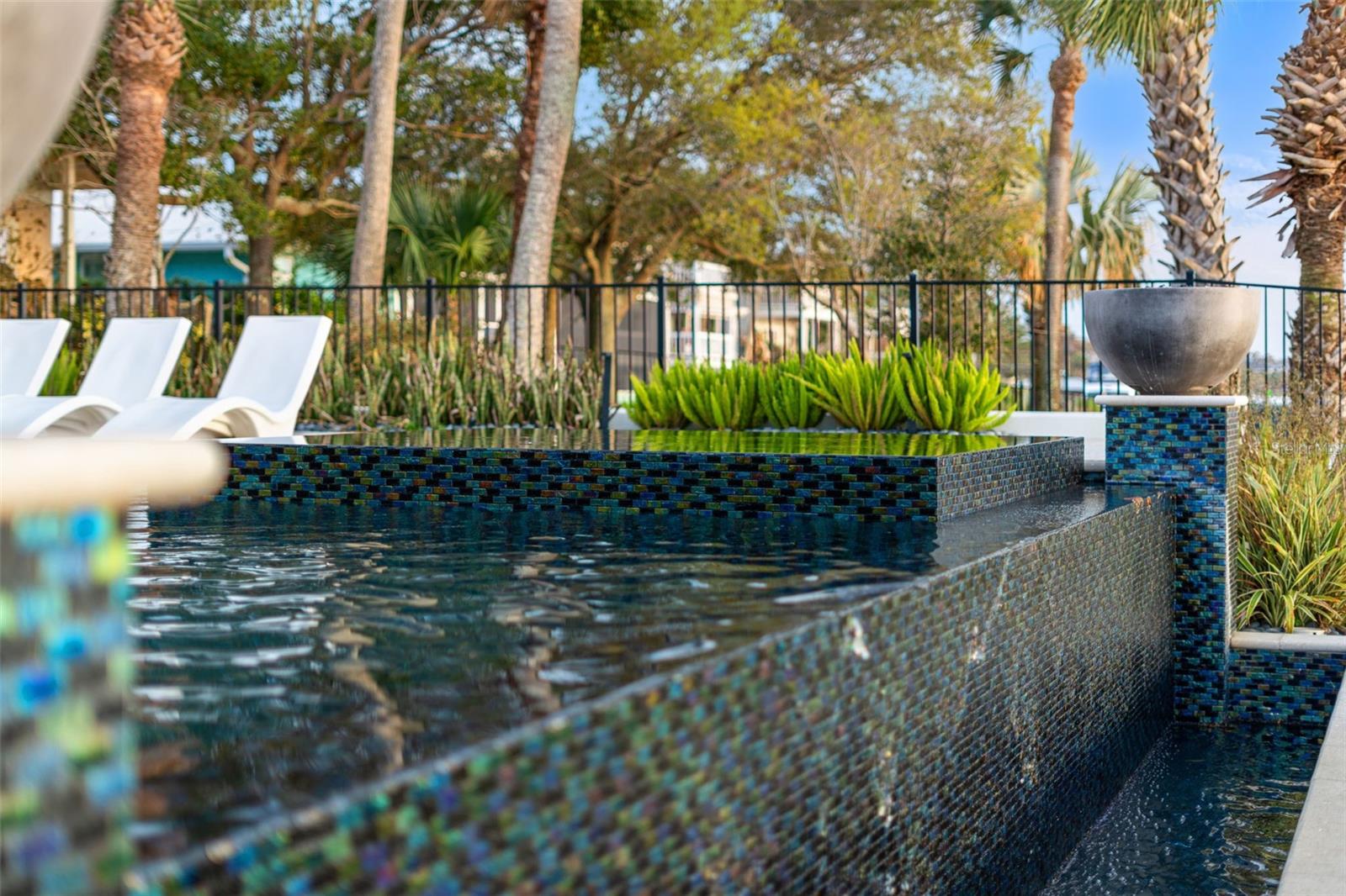 1194 N PENINSULA AVE, NEW SMYRNA BEACH, FL, 32169