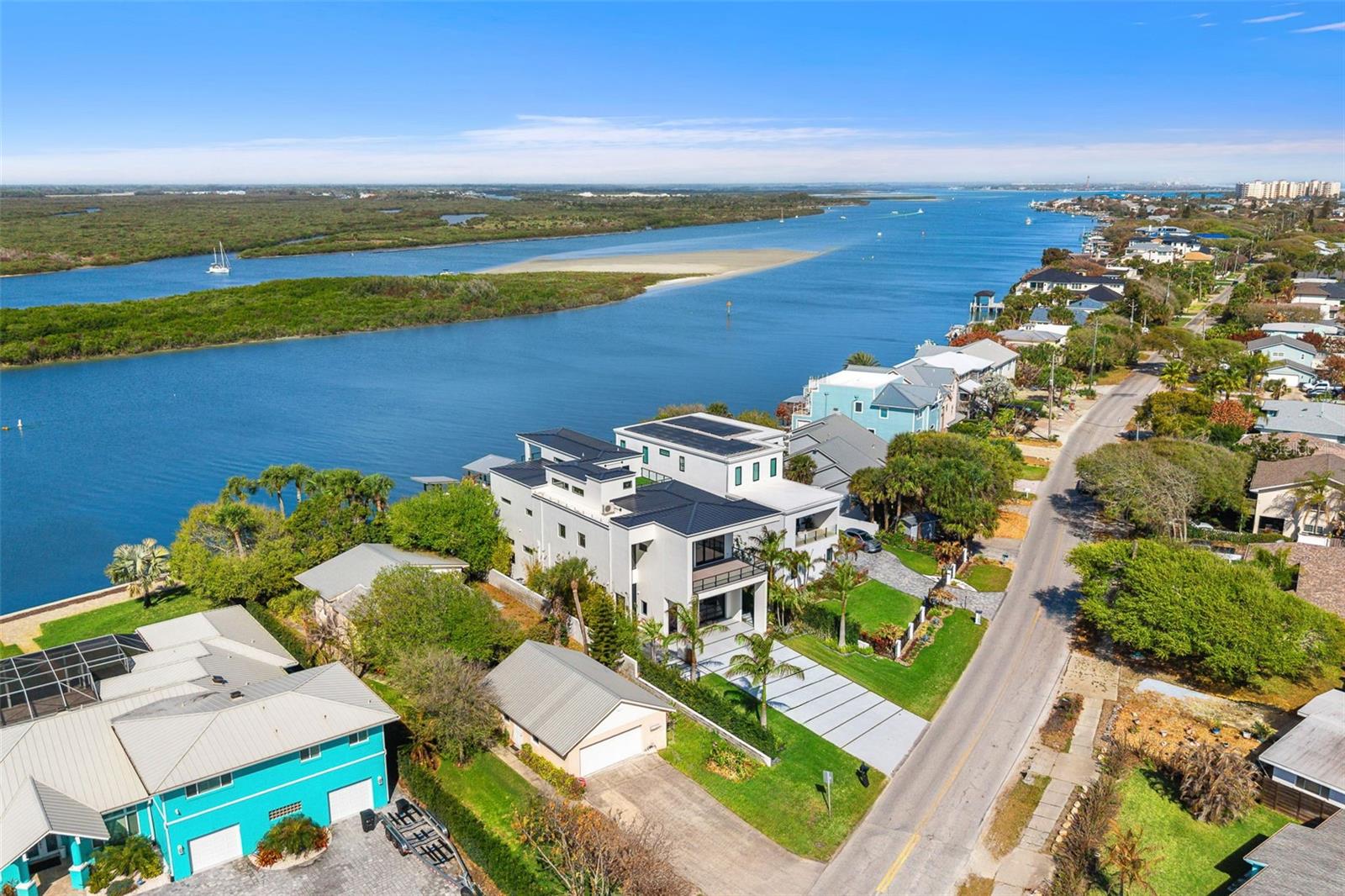 1194 N PENINSULA AVE, NEW SMYRNA BEACH, FL, 32169
