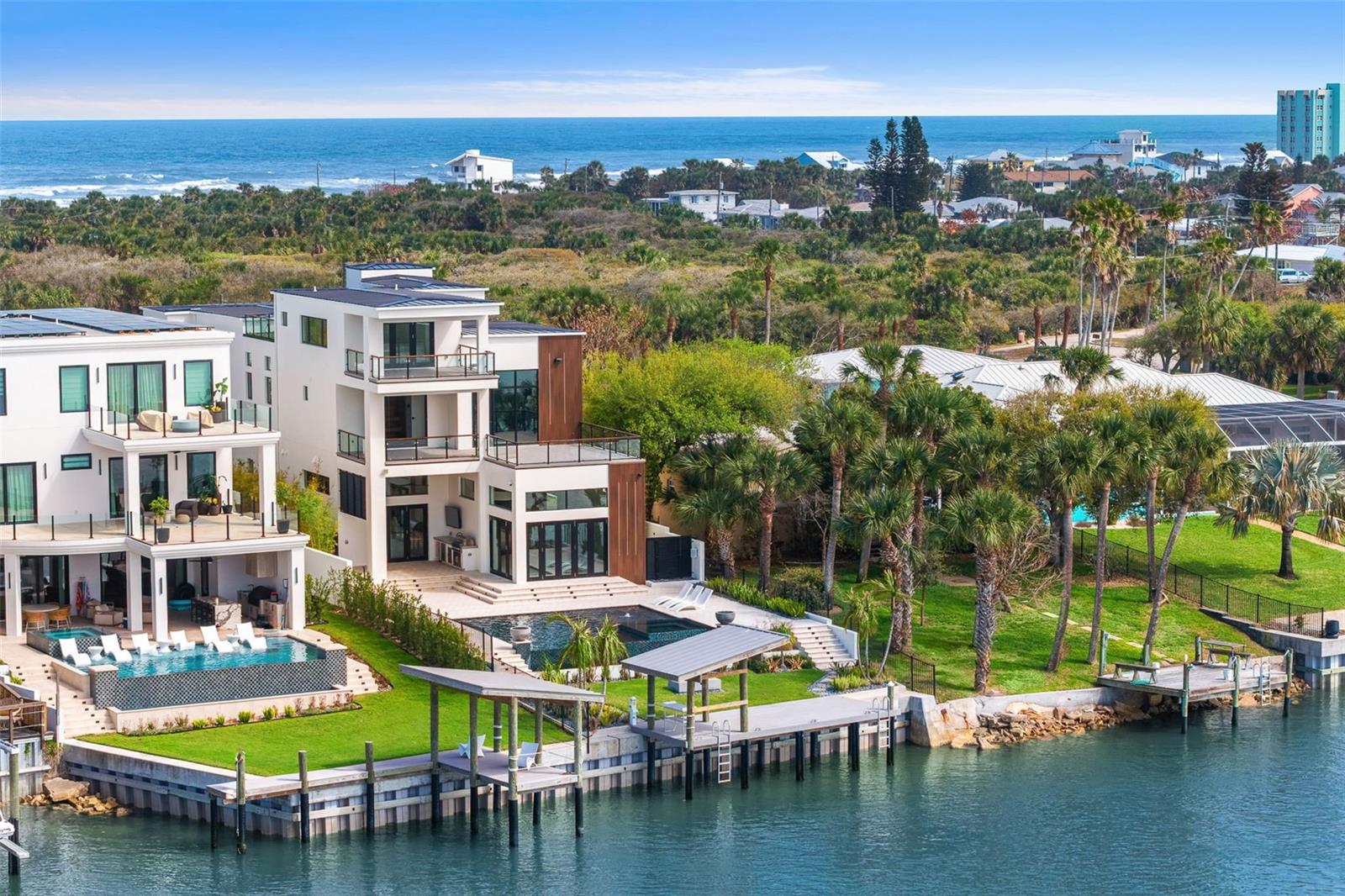 1194 N PENINSULA AVE, NEW SMYRNA BEACH, FL, 32169