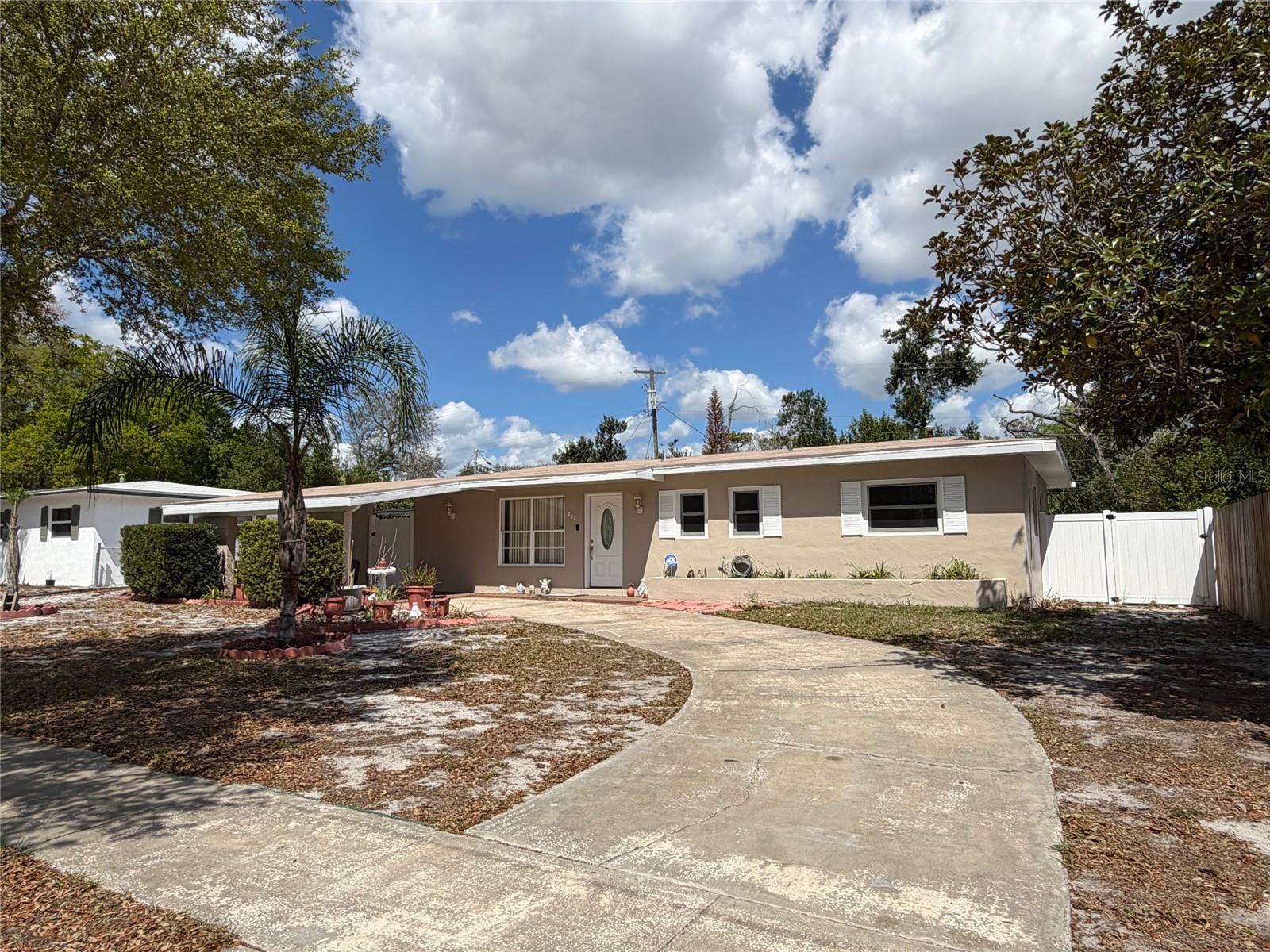 208 WILSHIRE DR, CASSELBERRY, FL, 32707