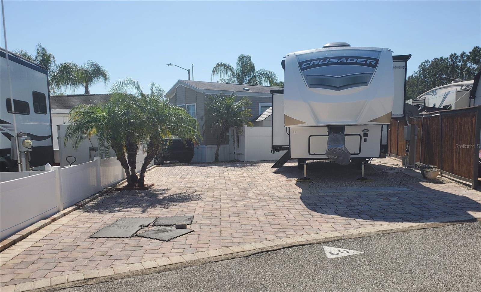 20300 LEONARD RD #60, LUTZ, FL, 33558