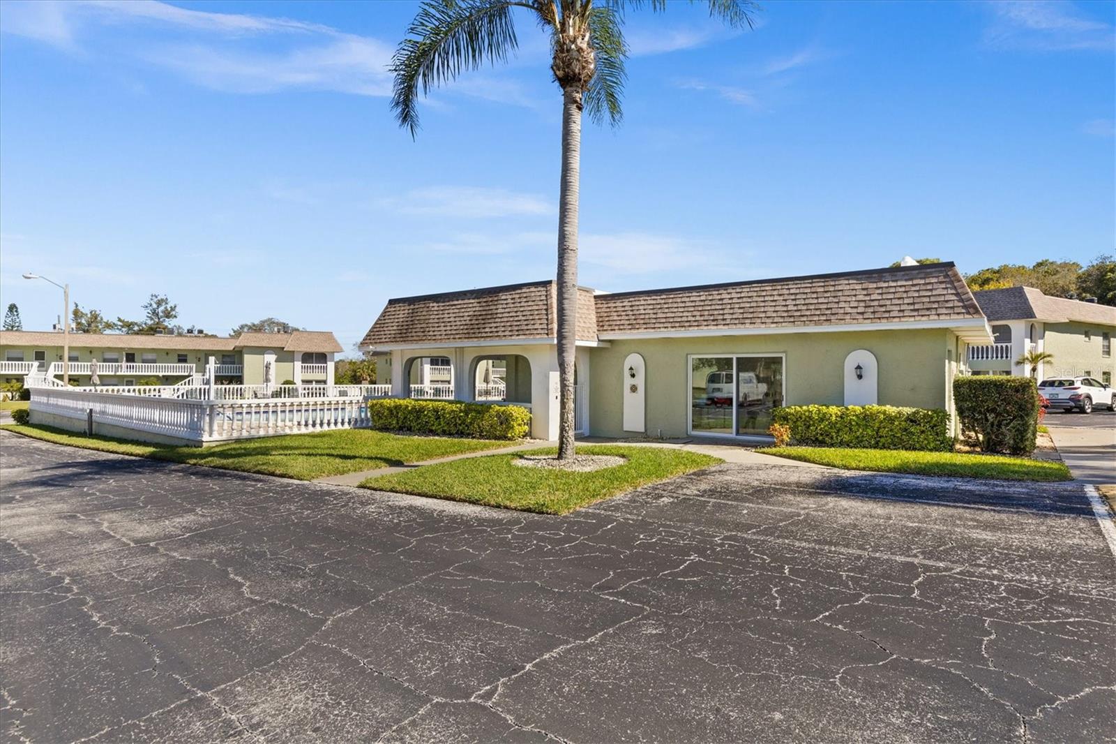 1250 S PINELLAS AVE #214, TARPON SPRINGS, FL, 34689