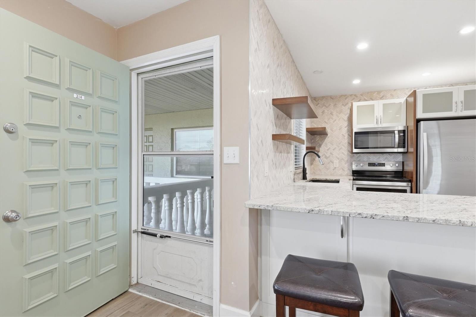 1250 S PINELLAS AVE #214, TARPON SPRINGS, FL, 34689