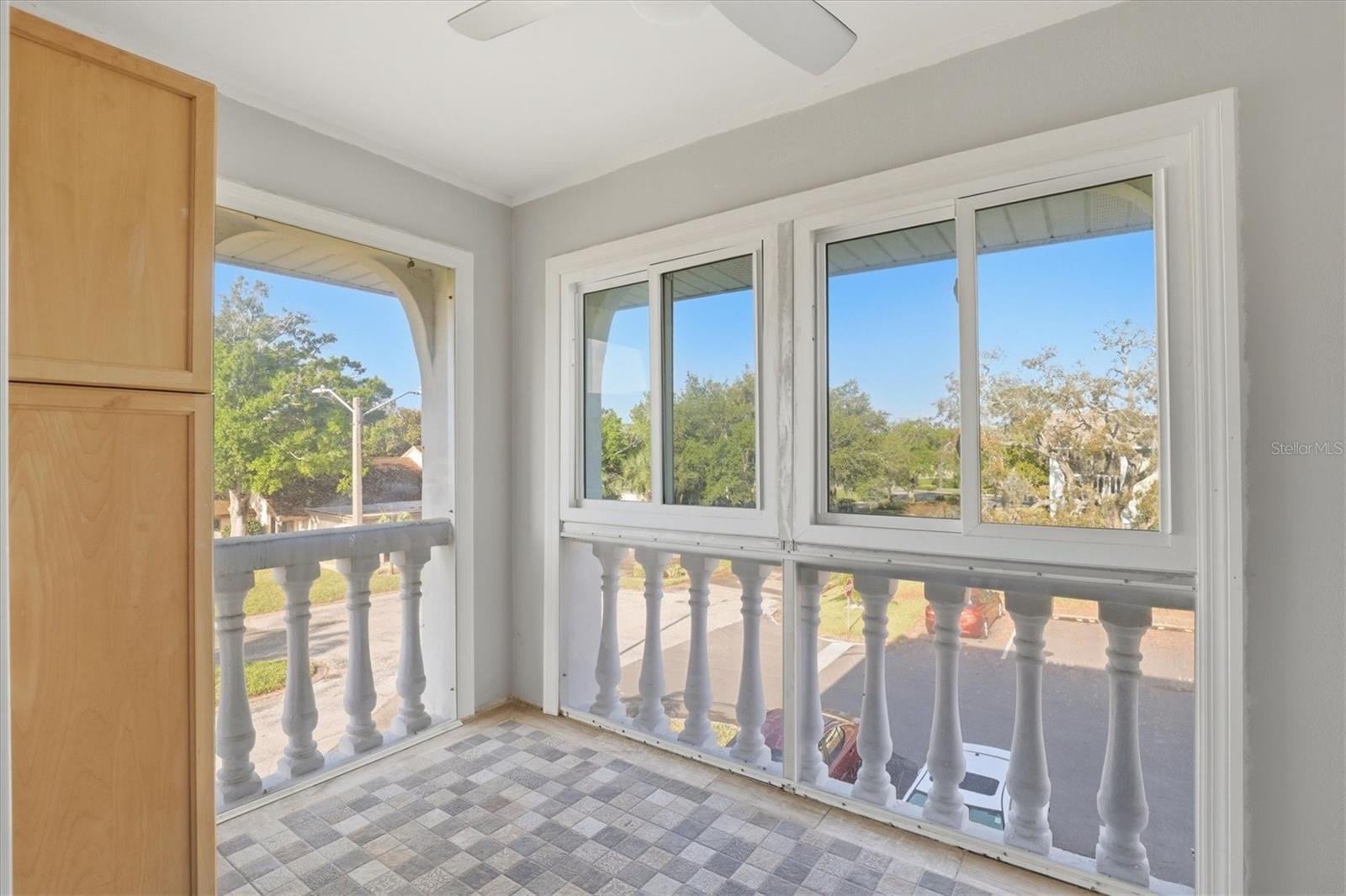 1250 S PINELLAS AVE #214, TARPON SPRINGS, FL, 34689