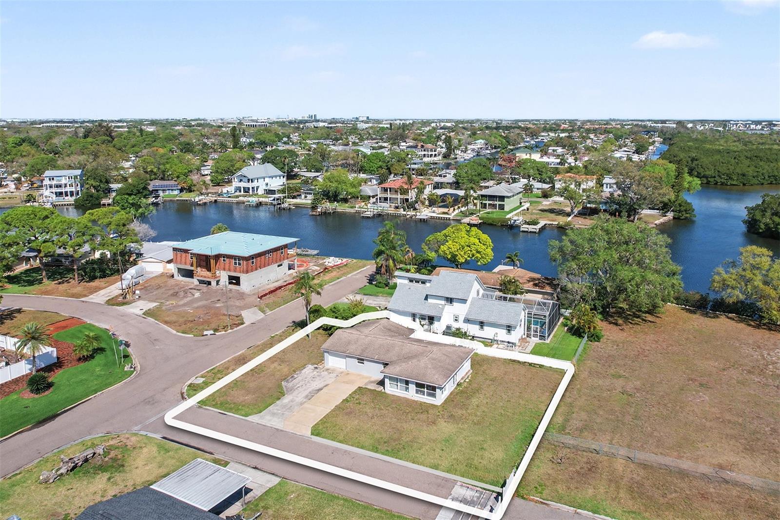 8751 ORIENT WAY NE, ST PETERSBURG, FL, 33702