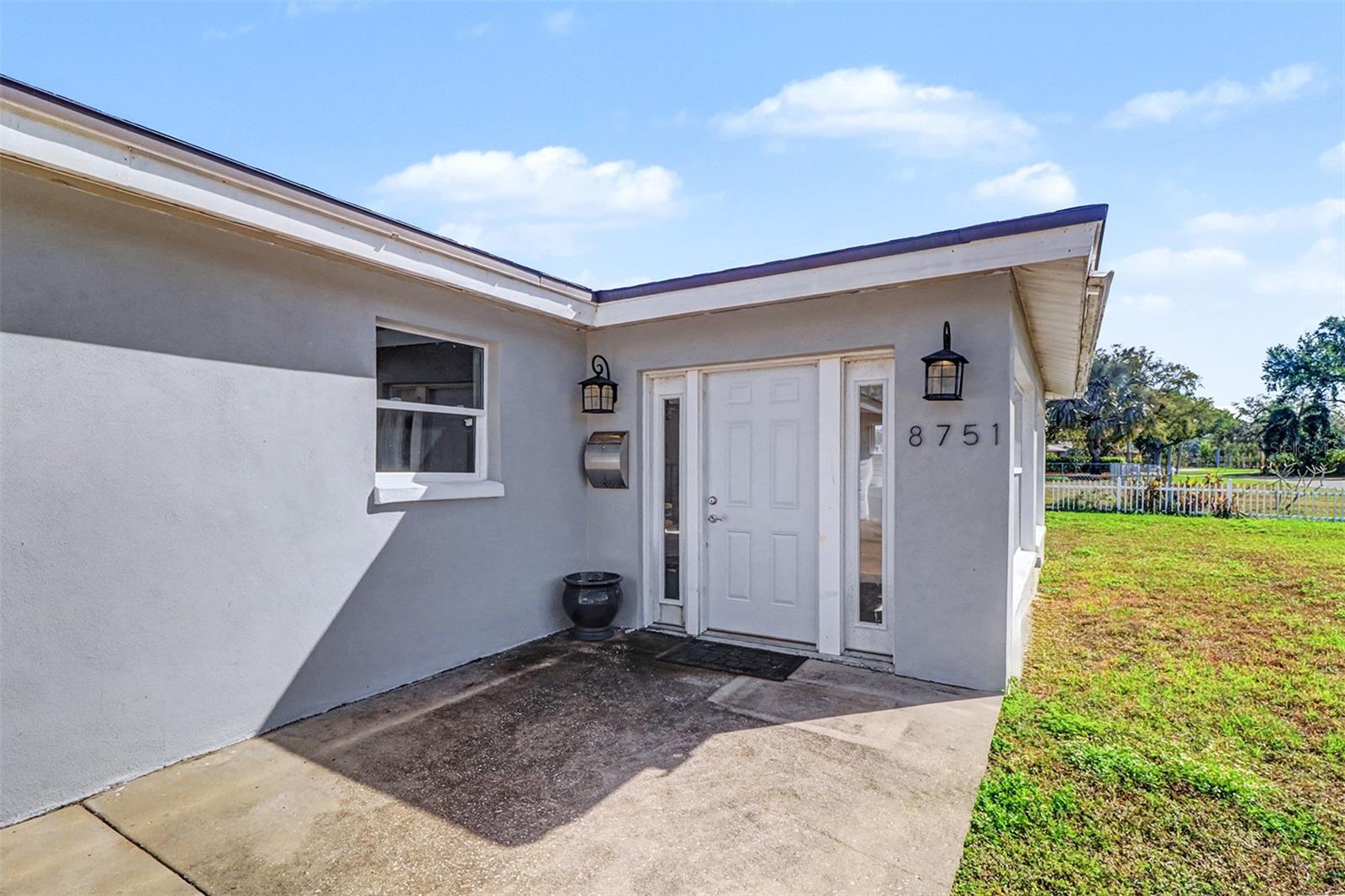 8751 ORIENT WAY NE, ST PETERSBURG, FL, 33702