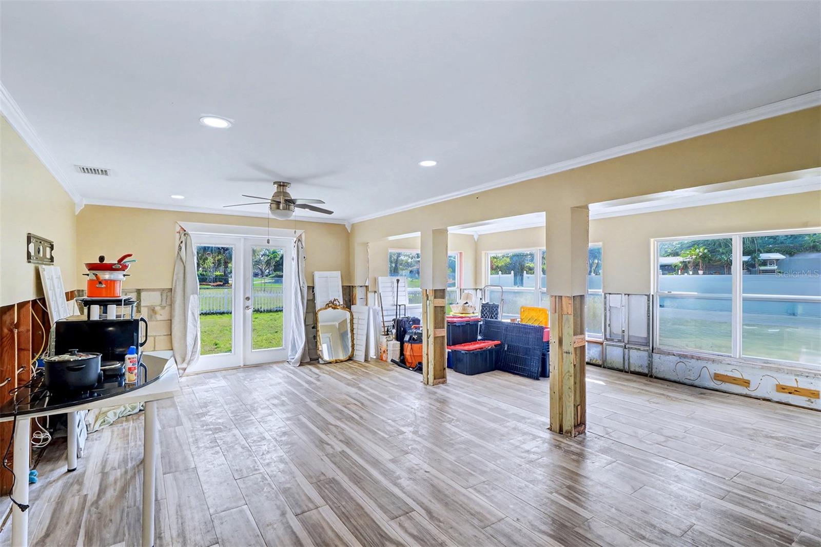 8751 ORIENT WAY NE, ST PETERSBURG, FL, 33702