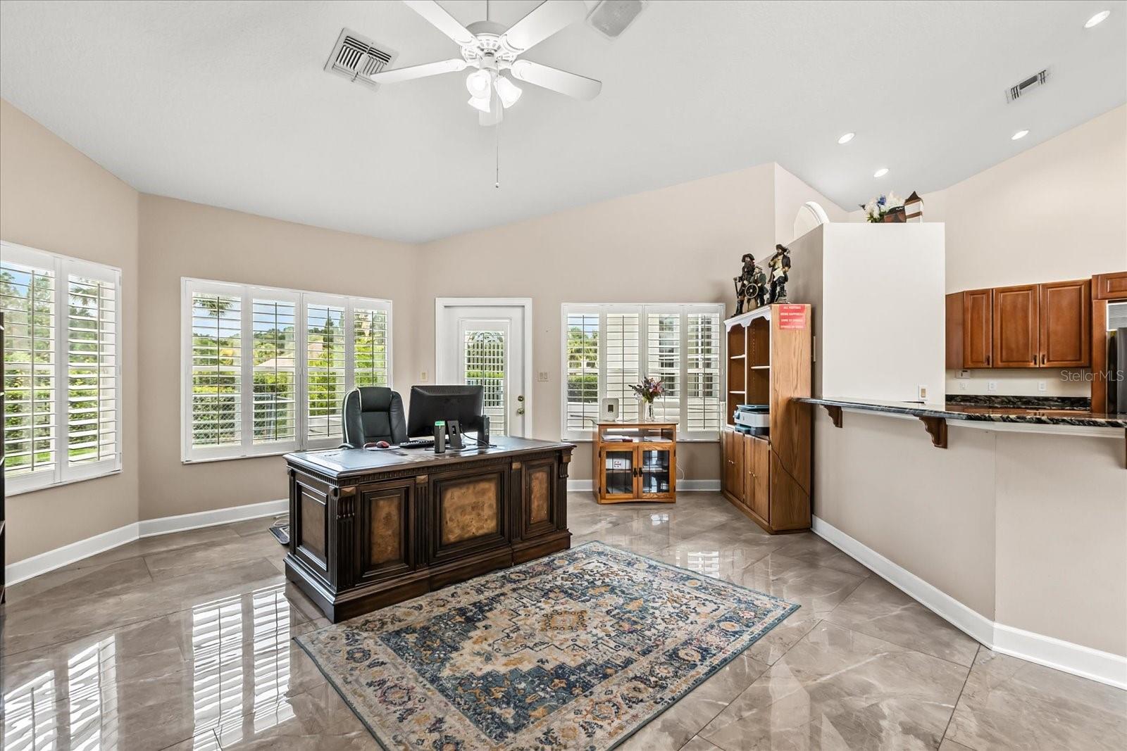 1036 GOLF VALLEY DR, APOPKA, FL, 32712