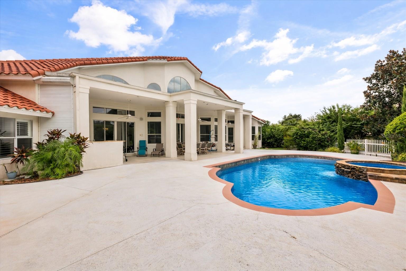 1036 GOLF VALLEY DR, APOPKA, FL, 32712