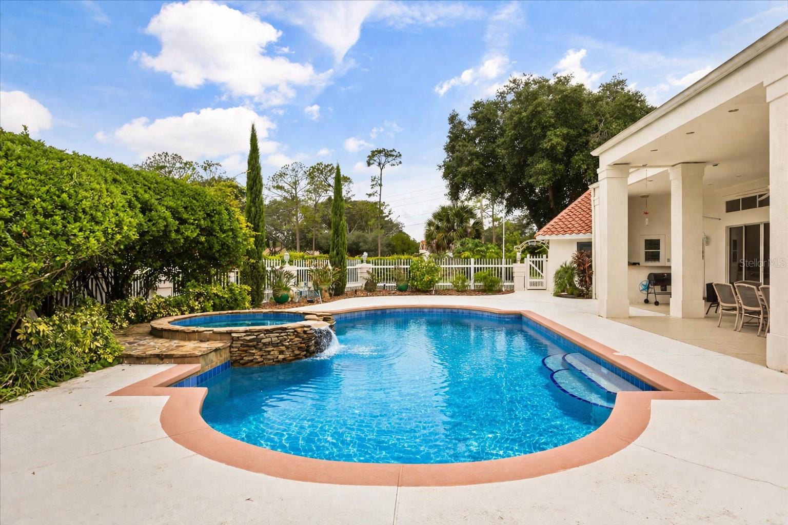 1036 GOLF VALLEY DR, APOPKA, FL, 32712