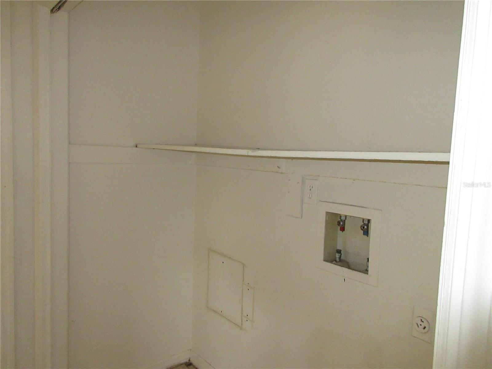 1050 CAPTIVA PT, LAKELAND, FL, 33801