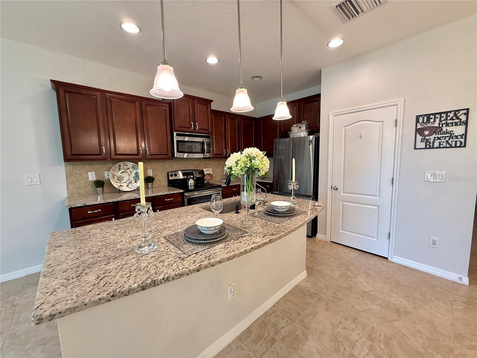 10415 BUTTERFLY WING CT, RIVERVIEW, FL, 33578